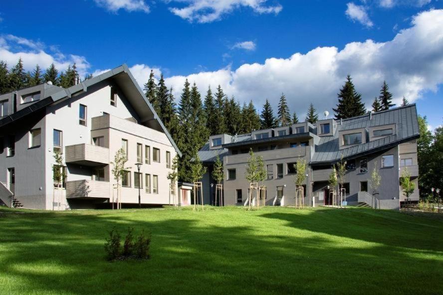 Horský Apartmán 303 v Anenském údolí s možností wellness, O2 TV, stabilní rychlá WIFI Harrachov Esterno foto